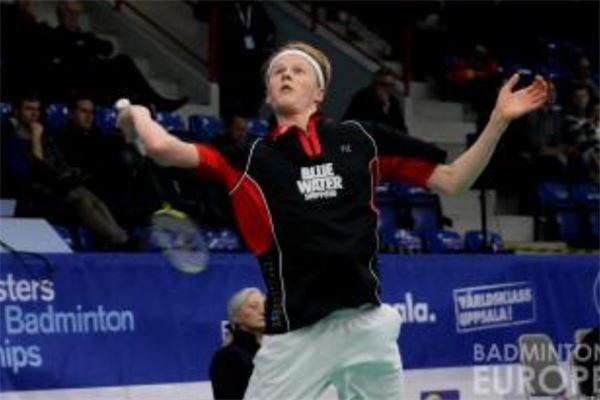 形成了一个 形成了一个