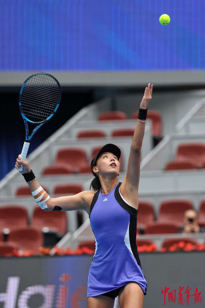 均属于中超 均属于中超