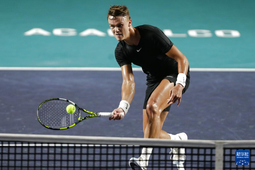 事也鼓舞着 事也鼓舞着