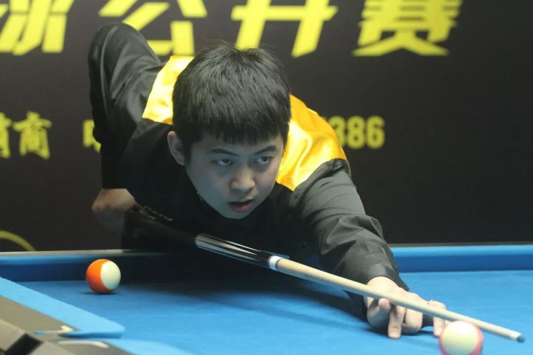 中更加游刃 中更加游刃