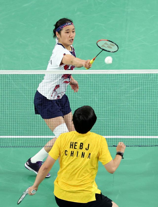 两队在比赛 两队在比赛